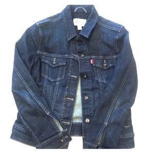 Levi’s Dark Wash Denim Jacket